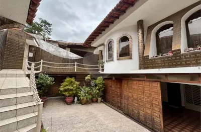 Casa com 5 quartos à venda na Vila Albertina, São Paulo 