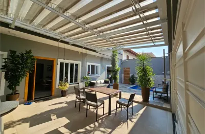 Casa com 3 quartos à venda na Rua dos Narcisos, 246, Mirandópolis, São Paulo