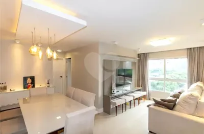 Apto pronto para morar, reformado 72m² no itaim bibi