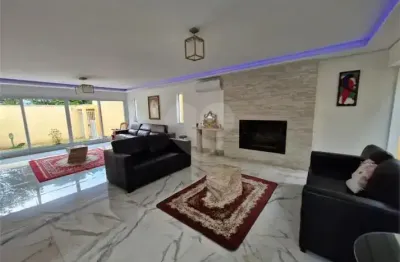 Casa totalmente reformada na city lapa – conforto, modernidade e sofisticação em um dos bairros mais charmosos da cidade.