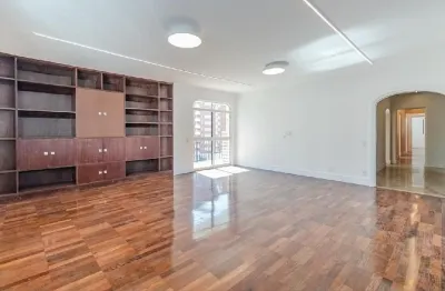 Apartamento no jardim américa área útil: 251 m² na melhor rua do bairro confira.