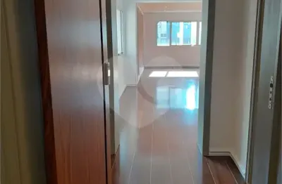 Apartamento com 3 quartos 1 suíte para locação cerqueira césar