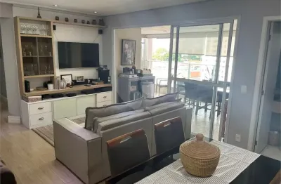 Apartamento com 3 quartos à venda na Rua Florianópolis, 951, Vila Bertioga, São Paulo