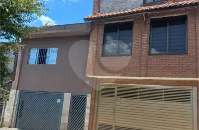 Prédio gerando renda, em osasco, no bairro veloso, com 8 kitnets, 250m², 2 vagas