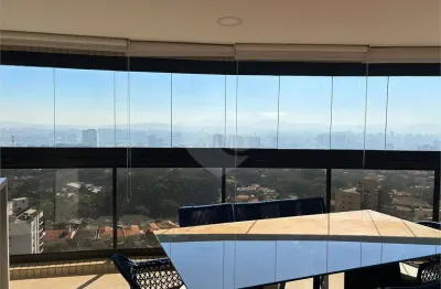 Apartamento com 247m² em andar alto para locação no alto da lapa