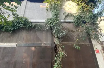 Prédio com 2 salas para alugar na Rua Girassol, 384, Vila Madalena, São Paulo