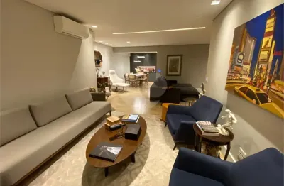 Apartamento com 3 quartos à venda na Avenida Jurucê, 144, Indianópolis, São Paulo