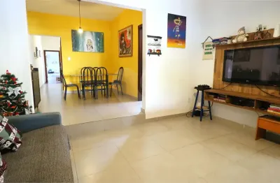 Casa com 2 quartos à venda na Rua Aurélia, 1885, Vila Romana, São Paulo