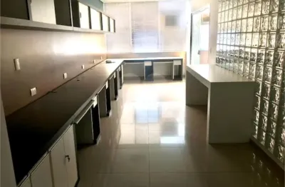 Ponto comercial com 2 salas à venda na Avenida Pacaembu, 746, Pacaembu, São Paulo