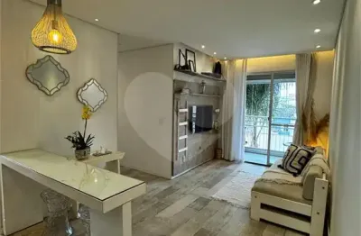 Apartamento com 2 quartos à venda na Avenida Tiradentes, 1508, Luz, São Paulo