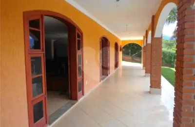 Chácara / sítio com 10 quartos à venda na Praça Joaquim Luiz, 947, Centro, Itapeva