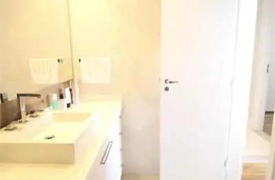 Apartamento com 2 quartos à venda na Rua Marc Chagall, 397, Água Branca, São Paulo