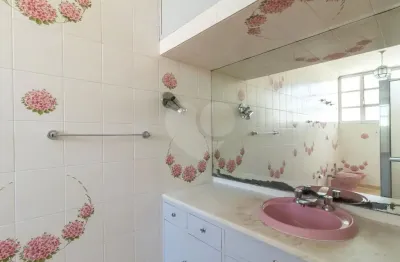 Apartamento com 3 quartos à venda na Alameda Santos, 545, Cerqueira César, São Paulo