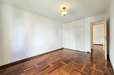 Apartamento com 3 quartos à venda na Rua Afonso de Freitas, 78, Paraíso, São Paulo