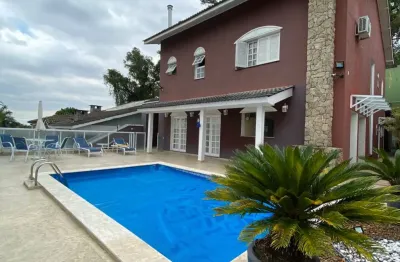 Sobrado à venda no tremembé com piscina, gourmet e 6 vagas – rua fechada