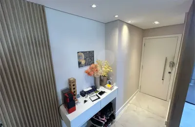 Apartamento reformado com 98m² 3 dormitórios e 2 vagas – santana