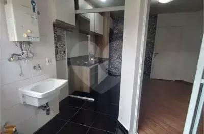 Apartamento com 02 dormitórios, sala para até 02 ambientes e vaga na vila nova cachoeirinha minha casa minha vida.