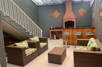 Sobrado jardim são paulo, proximo a metro, pão de açucar e comercio em geral