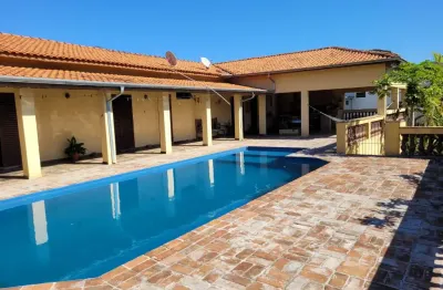 Chácara em condominio fechado - casa de 3 dormitórios,