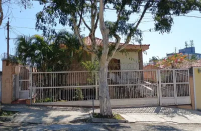 Casa com 3 quartos à venda na Rua Felício Tarabai, 167, Barro Branco (Zona Norte), São Paulo