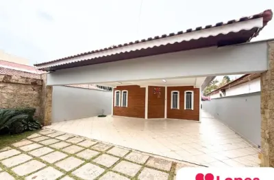 Casa térrea p/ venda ou aluguel -  550 m², 4 quartos (3 suítes) - tremembé, sp