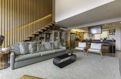 Apartamento dúplex com 196m2 para venda com 3 suítes e 3 vagas