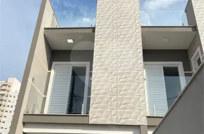 Casa com 3 quartos à venda na Rua Félix de Brito, Parque Vitória, São Paulo