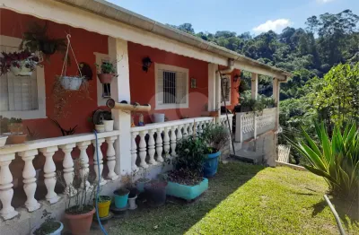 Casa com 3 quartos à venda na Rua Suzana Maria Peluso Pero, Serra da Cantareira, Mairiporã