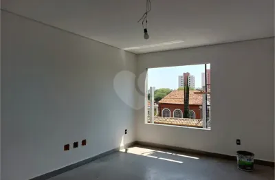Casa com 3 quartos à venda na Rua Augusta Berta, Vila Carbone, São Paulo