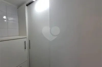 Apartamento com 3 quartos à venda na Avenida Águas de São Pedro, Vila Paulicéia, São Paulo