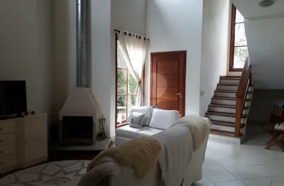 Casa com 4 quartos à venda na Alameda das Hortências, Roseira, Mairiporã