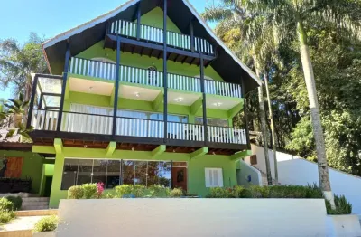 Casa na serra da cantareira em condomínio á venda com 500 m² 6 quartos aceita permuta por imóvel de menor valor e  carro !