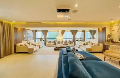 Lindo apartamento em santa terezinha e sera vendido de porteira fechada sem tirar nada tem 4 suítes 5 vagas varanda gourmet acabamentos de altíssimo padrão!!