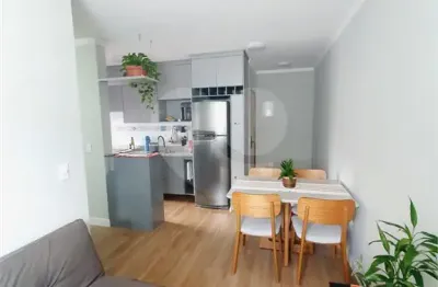 Apartamento a venda em condomínio 50m² 2 quartos no tucuruvi