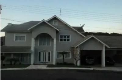 Casa na serra da cantareira em condomínio fechado  casa com 500 m² de área construída 1.010 metros de  terreno com 4 quartos 3 suítes piscina espaço gourmet salão de festas casa de altíssimo padrão!