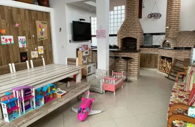 Casa terrea reformada a venda proximo ao metro e shopping tucuruvi