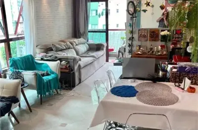 Apartamento a venda reformado na rua copacabana santana são paulo