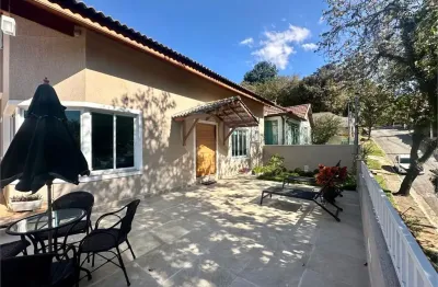 Casa com 3 quartos à venda na Rua Japeacaba, 000000, Vila Albertina, São Paulo
