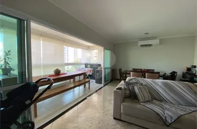 Apartamento com 3 quartos à venda na Rua Jerônima Dias, Água Fria, São Paulo
