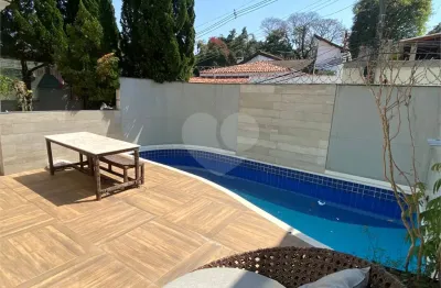 Casa com 4 quartos à venda na Rua Tenente Moura, Horto Florestal, São Paulo