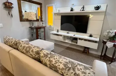 Apartamento com 3 quartos para alugar na Rua Itaici, 94, Santa Teresinha, São Paulo