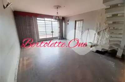 Casa com 3 quartos à venda na Rua Altinópolis, 686, Água Fria, São Paulo