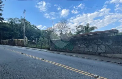 Terreno com 767m  ao pe da serra da cantareira, excelente localização