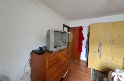 Sobrado venda ou locação horto com 254m2, 4 quartos, 2 sala, 2 cozinha, quintal e 3 vagas de garagem