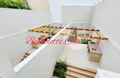 Sobrado para venda,170m2, 3 quartos (3 suítes), quintal, churrasqueira, 2 vagas, água fria santana