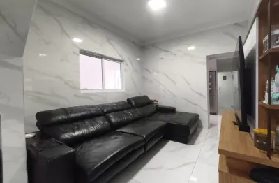 Sobrado reformado com 4 quartos sendo 3 suítes e churrasqueira