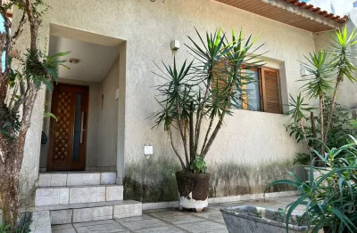 Casa com 3 quartos à venda na Rua Águas Virtuosas, 906, Parque Peruche, São Paulo