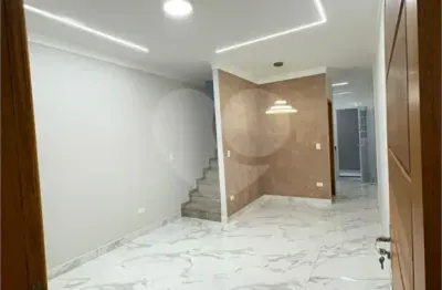 Casa com 3 quartos à venda na Rua Dárcio de Almeida, Água Fria, São Paulo