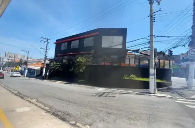 Prédio inteiro para locação  com  725 metros quadrados no bairro água fria