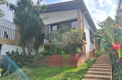 Sobrado à venda 3 suítes 3 vagas 3 salas 5 banheiros no tremembé zn sp